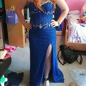 Prom dress